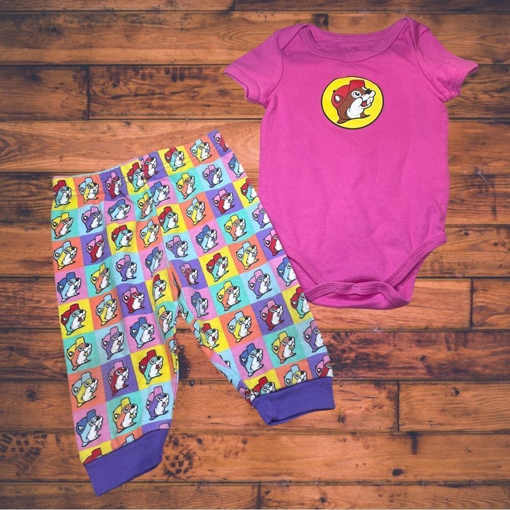 5 for $25🔥Buc-ee's Snap Bottom‎ Top & Matching Pants Set Baby Size 6 Months